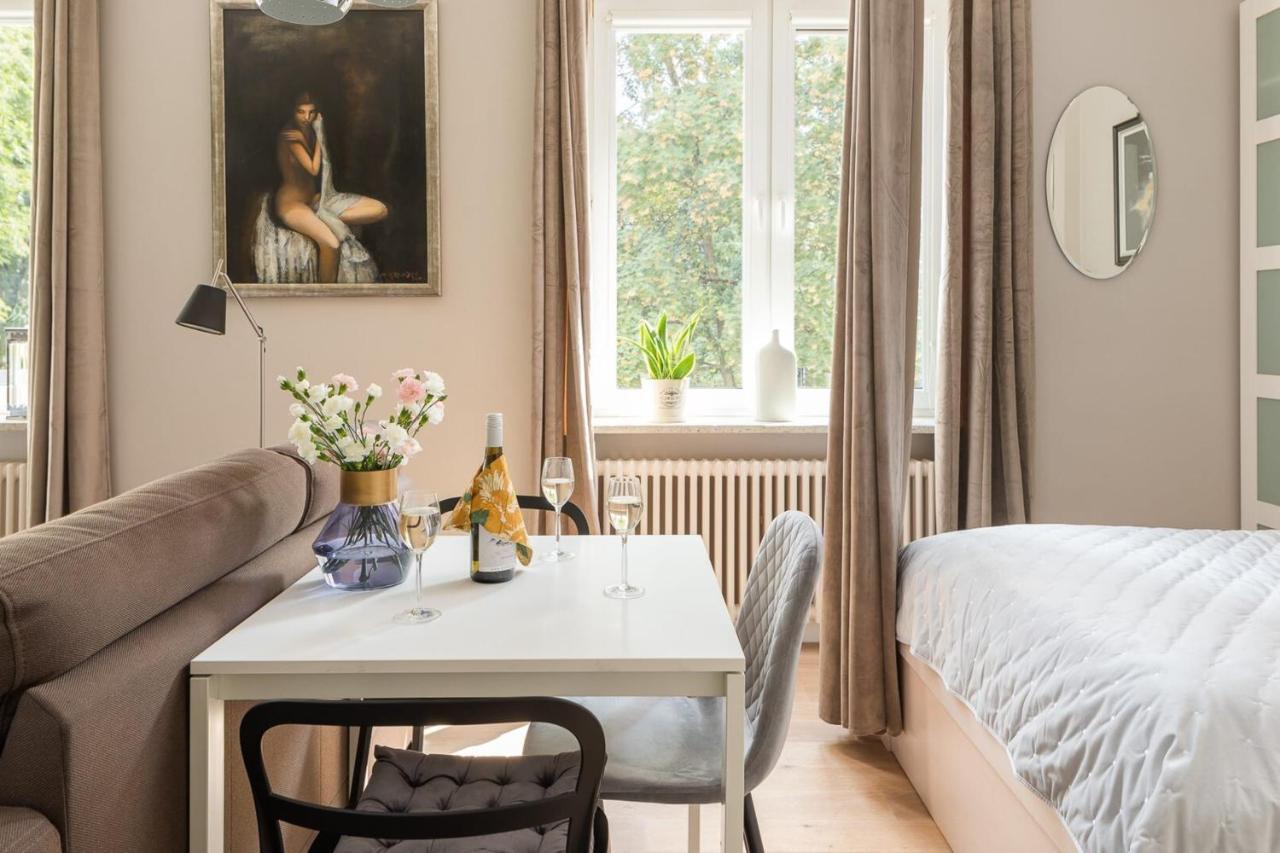 Rent Like Home - Nowy Swiat 47A Warsaw Exterior photo